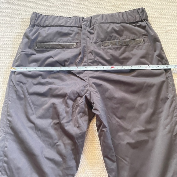 Uniqlo Women's Gray Hiking Outdoor Active Capri Pant Size S - Picture 9 of 10